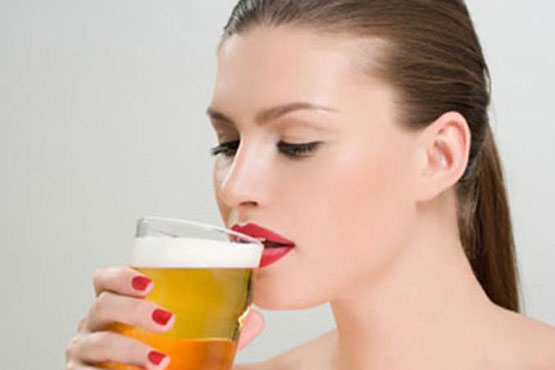 Công dụng làm đẹp tuyệt vời từ đồ uống có cồn