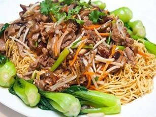Xào mỳ tôm thế nào cho ngon?