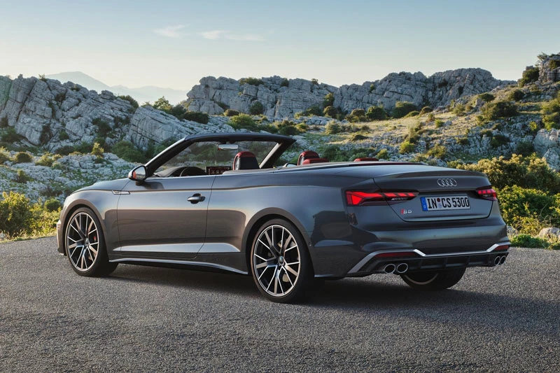 5. Audi S5 Cabriolet 2021.