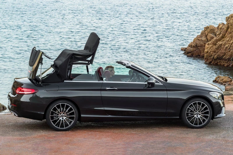 7. Mercedes-Benz C-Class Cabriolet 2021.