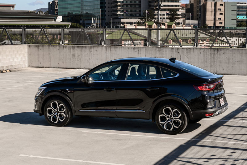 Xe hơi đẹp long lanh, sử dụng động cơ tăng áp, giá gần 560 triệu đồng