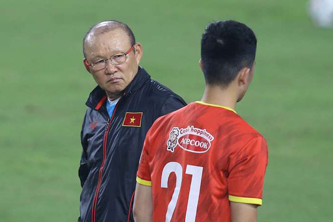ĐT Việt Nam chốt danh sách: Nỗi lo của HLV Park Hang-seo