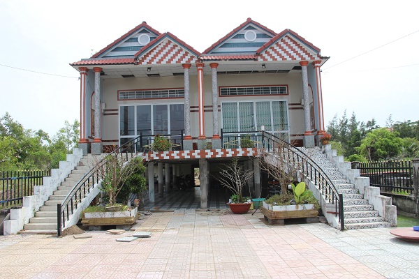 Nhà "cao cẳng": Lối kiến trúc độc đáo vùng cực Nam tổ quốc