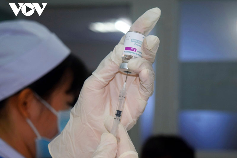 Nhiều địa phương kiến nghị tiêm vaccine COVID-19 cho học sinh, sinh viên