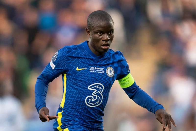 Tiền vệ trung tâm: N'Golo Kante (Chelsea).