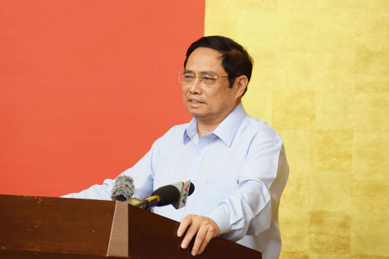 Thủ tướng: Năm học mới phải đảm bảo an toàn trường học gắn với tiêm vaccine