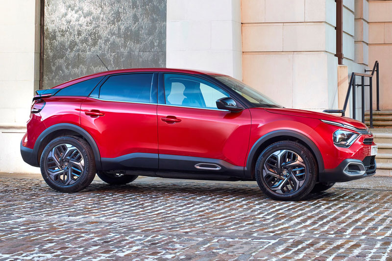 SUV đẹp long lanh, giá 655 triệu, cạnh tranh với Hyundai Kona