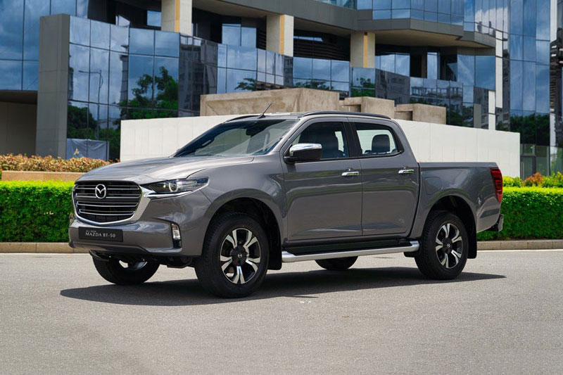 Giá lăn bánh Mazda BT-50 2021 vừa trình làng ở Việt Nam