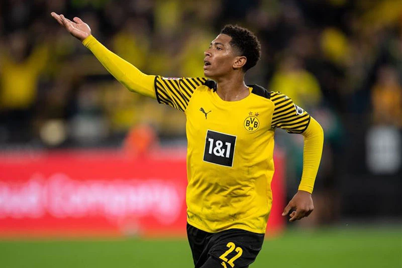 =5. Jude Bellingham (Borussia Dortmund, 18 tuổi, định giá chuyển nhượng: 55 triệu euro).
