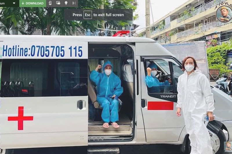 Vợ chồng Việt Hương mua chiếc xe thứ 4 chở bình oxy giúp bà con mùa dịch, nói ra điều xúc động