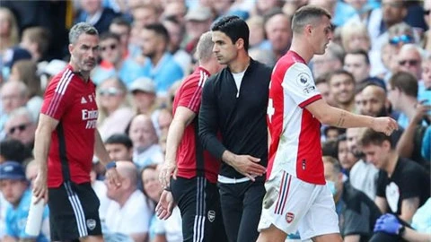 Man City vs Arsenal: Fan ngạc nhiên với cách xếp đội hình của Arteta