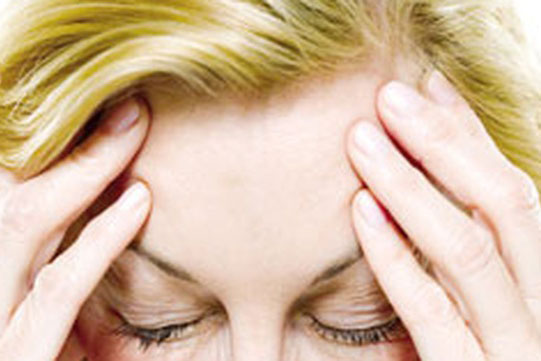 Bệnh đau nửa đầu đang tấn công dân văn phòng