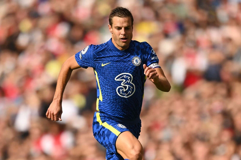 Hậu vệ: Cesar Azpilicueta (Chelsea).