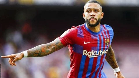 Barca ngất ngây với Depay