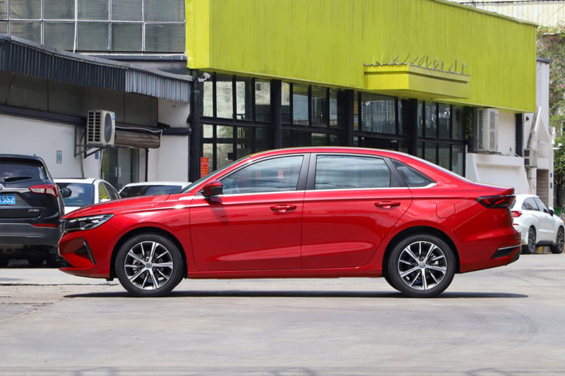 Xe sedan giá gần 250 triệu đồng, cạnh tranh với Honda City, Hyndai Accent