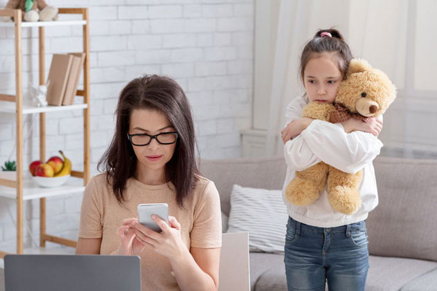 Con gái bị bắt nạt ở trường, người mẹ trực tiếp “dạy dỗ” khiến những kẻ bắt nạt chừa ngay và luôn