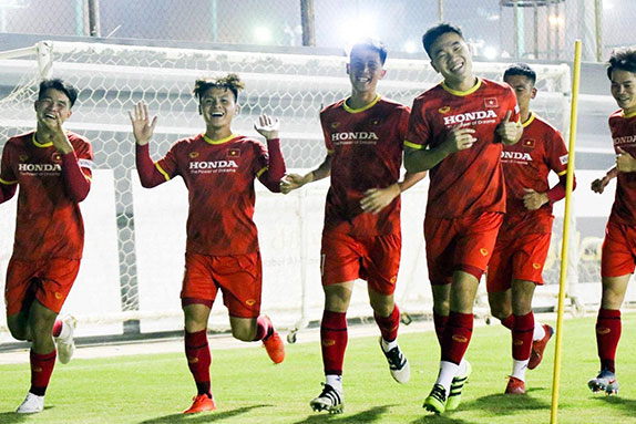 Thầy Park, Đình Trọng & những tấm hình 'biết nói'