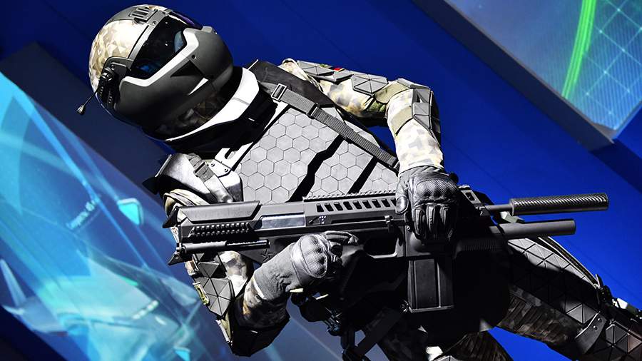 Nga giới thiệu bộ xương ngoài chiến đấu dùng động cơ điện