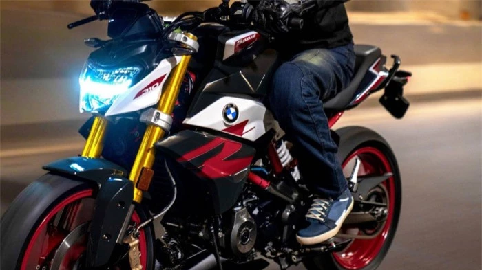 Cận cảnh mô tô thể thao BMW G 310 R 2021 giá 148 triệu đồng 2