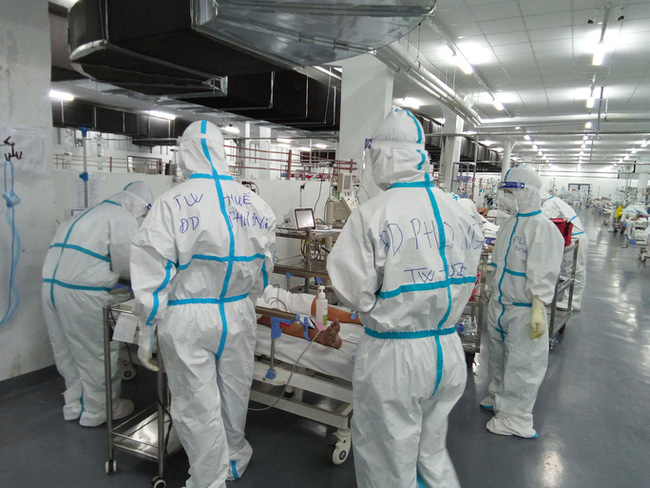 Sáng 31/8: Hơn 6.400 ca COVID-19 nặng đang điều trị, cứu sống F0 mang thai tổn thương phổi nghiêm trọng