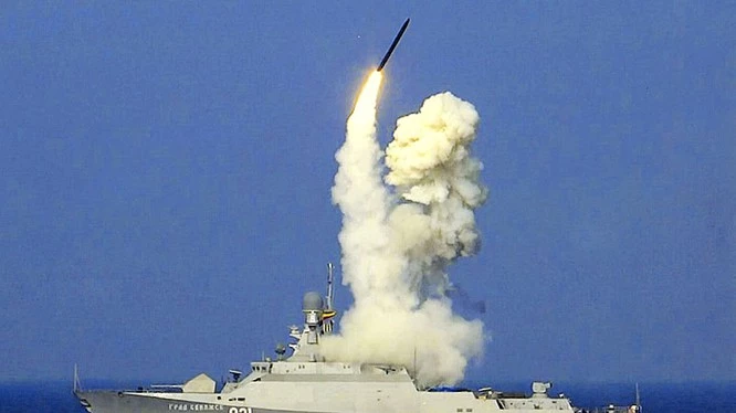 Chiến hạm Nga phóng tên lửa hành trình Kalibr. Ảnh minh họa.