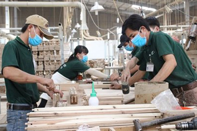 Hai điều kiện để lao động nghỉ việc không lương được nhận hỗ trợ