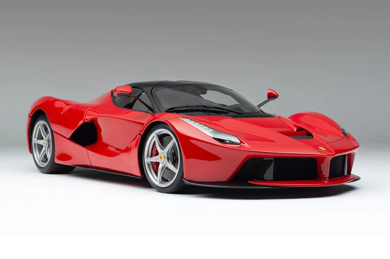 6. Ferrari LaFerrari (giá: 5.000.000 USD).
