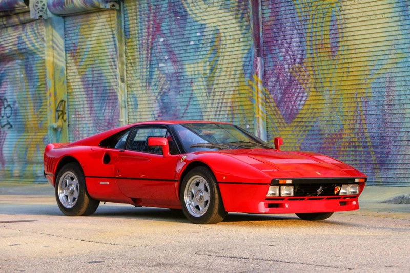 8. Ferrari 288 GTO (giá: 2.800.000 USD).