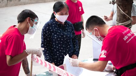 “Siêu thị 0 đồng - Share Mart” ấm tình người trong đại dịch Covid-19