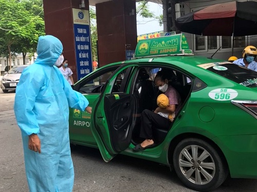 Taxi Mai Linh phục vụ 1.000 chuyến xe an toàn cho mẹ bầu
