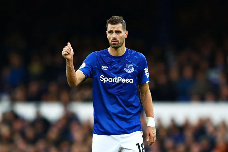 6. Morgan Schneiderlin (bán cho Everton, 2017, 24 triệu bảng).