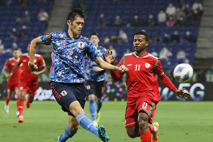 Được VAR giải cứu, Nhật vẫn nhận cú sốc trước Oman 