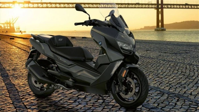 Ra mắt bộ đôi xe tay ga du lịch BMW Motorrad C400X và C400GT 2021 1