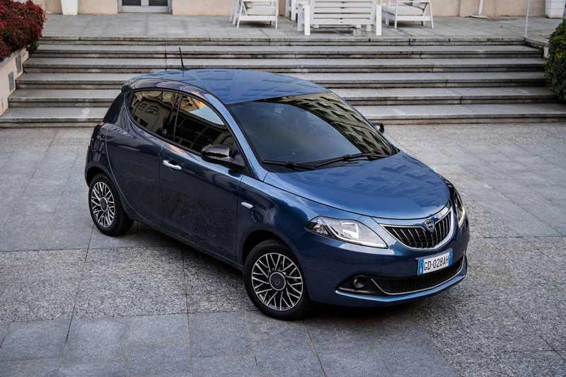 3. Lancia Ypsilon (doanh số: 2.066 chiếc).