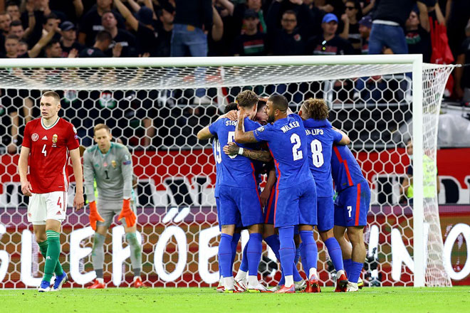 Bùng nổ trong hiệp 2, ĐT Anh nghiền nát chủ nhà Hungary 