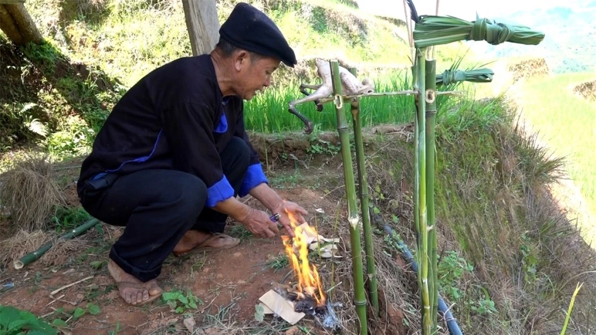 Kết thúc lễ cúng, gia đình làm lễ cúng có thể thụ lộc ngay tại ruộng, hoặc đem về nhà ăn uống cùng với anh em, bạn bè, hàng xóm láng giềng ở thôn/bản của mình./.