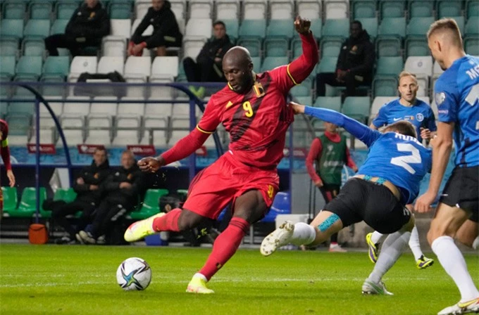 Lukaku lập cú đúp ở trận Estonia vs Bỉ