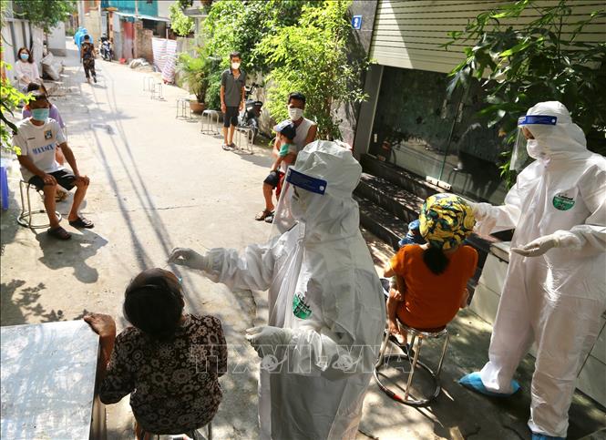 Từ nay đến 15/9, khu vực nguy cơ cao, rất cao xét nghiệm tại nhà/hộ gia đình ít nhất 3 lần