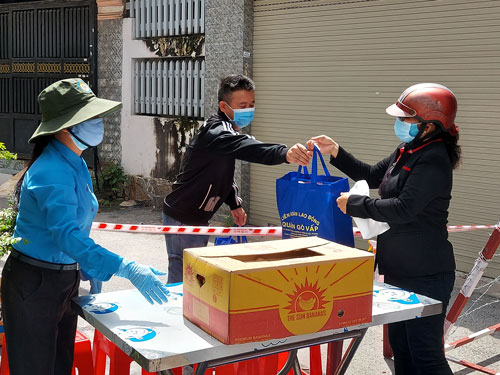 “Bình tĩnh sống để chống dịch lâu dài”, thông điệp truyền thông cho giai đoạn mới