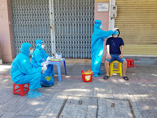 Qua 20 ngày TP Đà Nẵng “ở yên một chỗ”, số ca mắc COVID-19 chưa rõ nguồn lây vẫn tăng