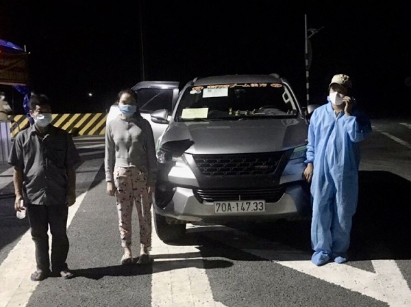 Tài xế “liều mình” chở 2 người từ Tây Ninh về Kiên Giang bị phạt 7,5 triệu đồng