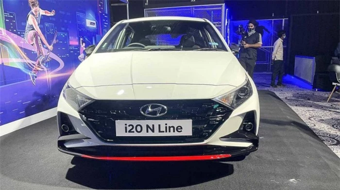 Hyundai i20 N Line ra mắt, mạnh mẽ và thể thao 1