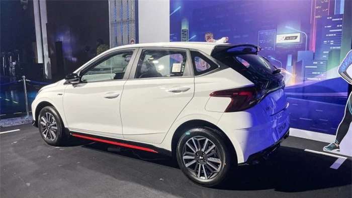 Hyundai i20 N Line ra mắt, mạnh mẽ và thể thao 6