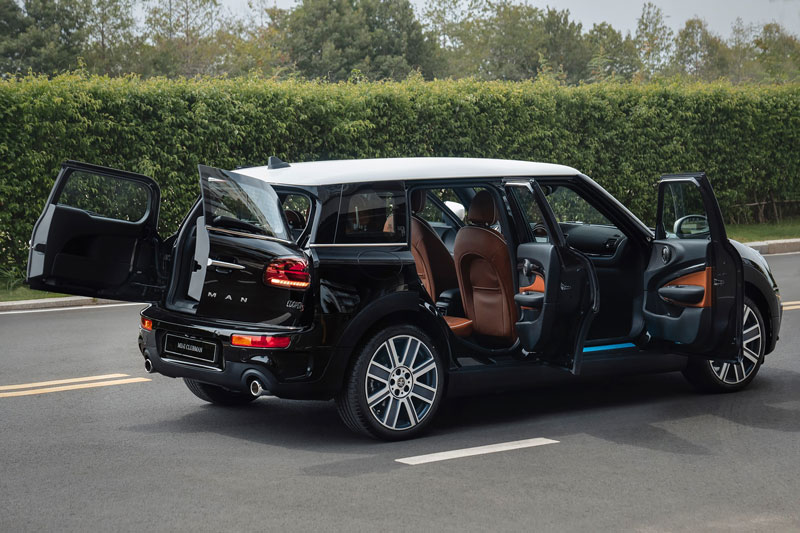 Bảng giá xe MINI tháng 9/2021: Cao nhất 2,699 tỷ đồng