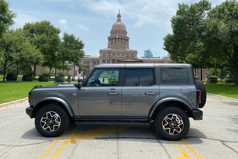 Top 10 xe SUV thú vị nhất năm 2021