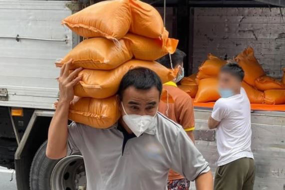 Quyền Linh và chuyện thấy ai nằm trên đường, dù là con ma, cũng phải dừng lại đỡ người ta dậy