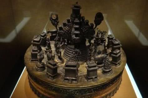 7 "dị vật" khai quật trong các ngôi mộ cổ: 3 cái cuối cùng số người biết tới không quá 10 người!