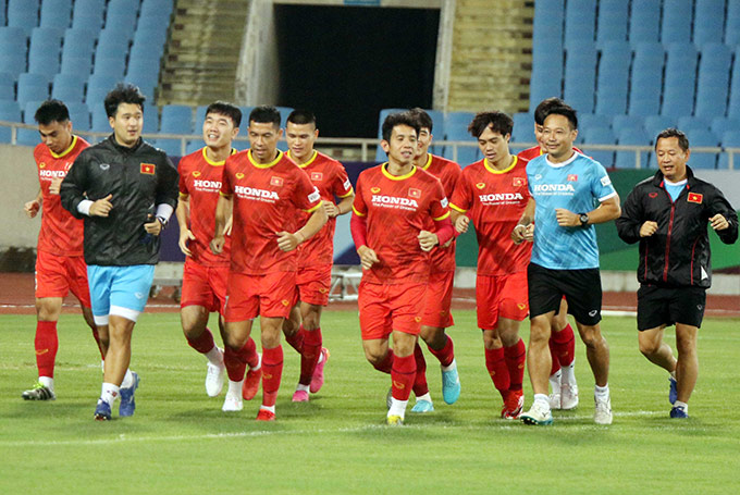 ĐT Việt Nam rèn luyện phương án thay Đình Trọng, Duy Mạnh, Tiến Dũng