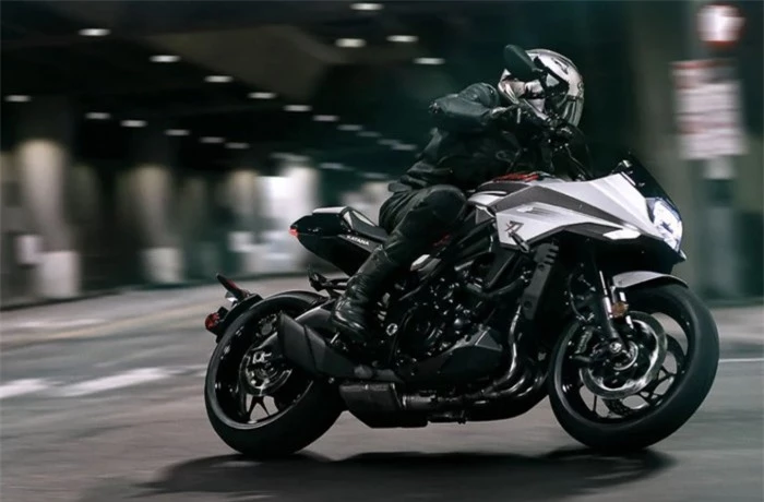 Ra mắt mô tô đường phố Suzuki Katana 2021, động cơ 1.000 cc 5