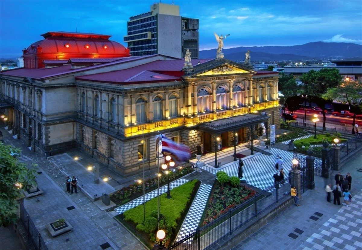 Nhà hát quốc gia tại San José, Costa Rica.